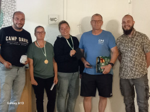 Oliver Zeck, Steffi Hönge, Julia Zeck, André Sperling 3. Platz Team Goethestraße) und Michael Scheid 1. Vorsitzender Schützenverein Tell Urexweiler